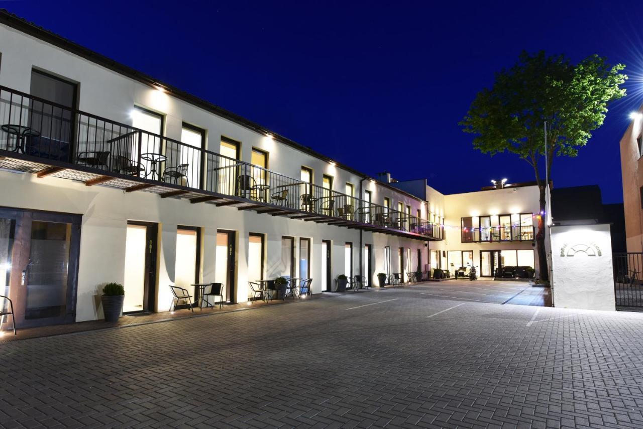 Poilsis Palangoje Hotel Palanga Ngoại thất bức ảnh