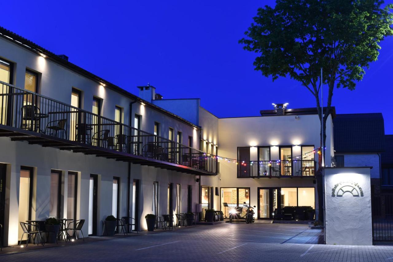 Poilsis Palangoje Hotel Palanga Ngoại thất bức ảnh